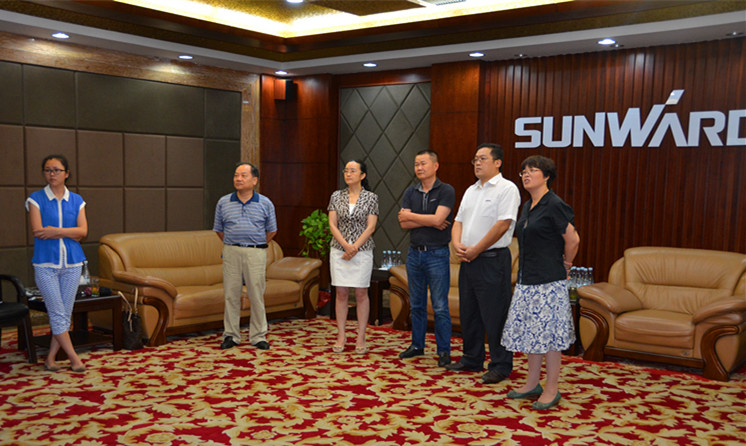 民盟湖南省委領導蒞臨山河智能考察交流