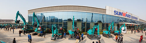 逆市可為！山河智能挖掘機(jī)首場(chǎng)展銷(xiāo)會(huì)完美收官