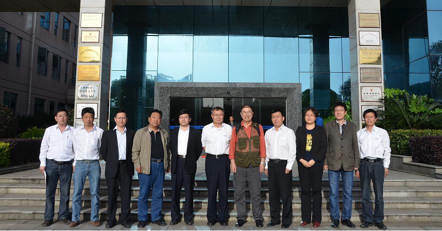 盾構(gòu)及掘進技術(shù)國家重點實驗室陳饋主任一行蒞臨山河智能考察交流