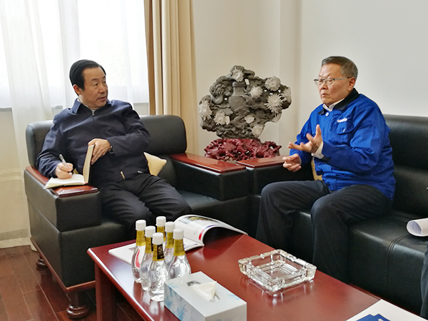 你們“一點三線”我記住了！達(dá)哲省長為山河智能鼓勁