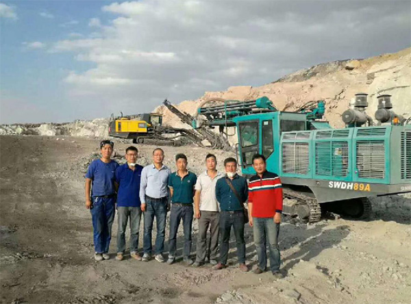 PK國際領(lǐng)先品牌，山河智能露天液壓鉆車再交完美答卷