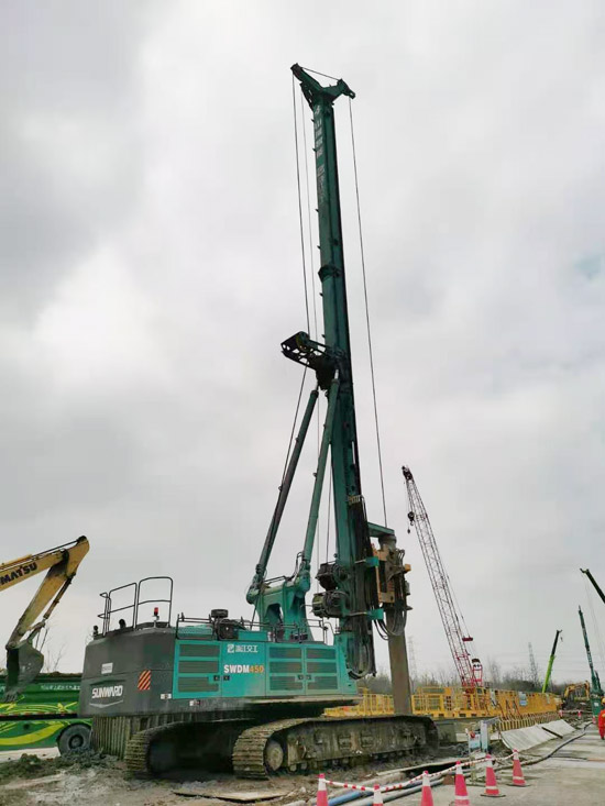 全國第一條智慧高速，為何認準山河智能旋挖鉆機施工？