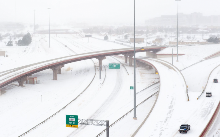 美國德州暴雪，致敬恪守崗位的山河人