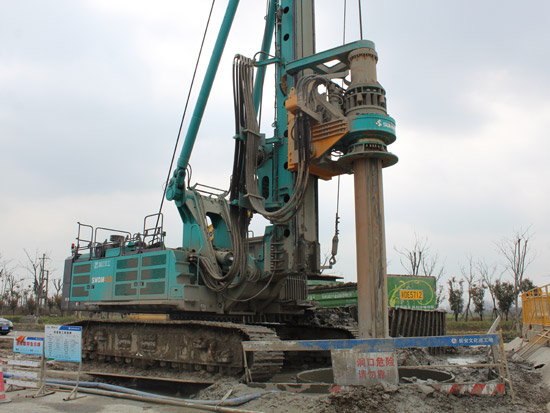 全國第一條智慧高速，為何認準山河智能旋挖鉆機施工？