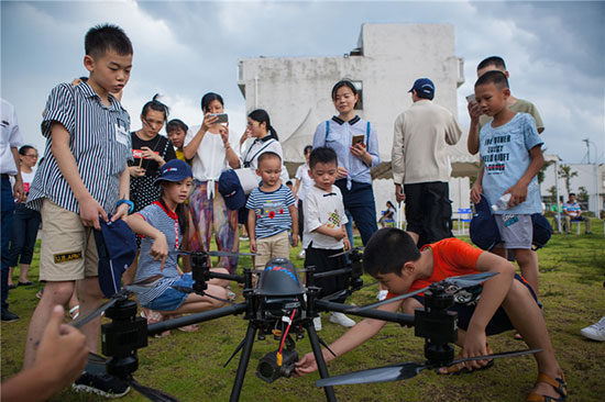 這個夏天，親子玩轉山河智能“三棲”裝備