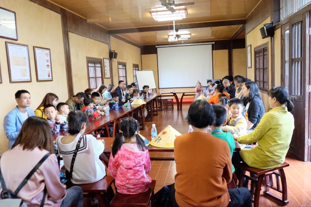 童年不同Young，稻花香里親子歡——山河智能組織開展六一親子活動