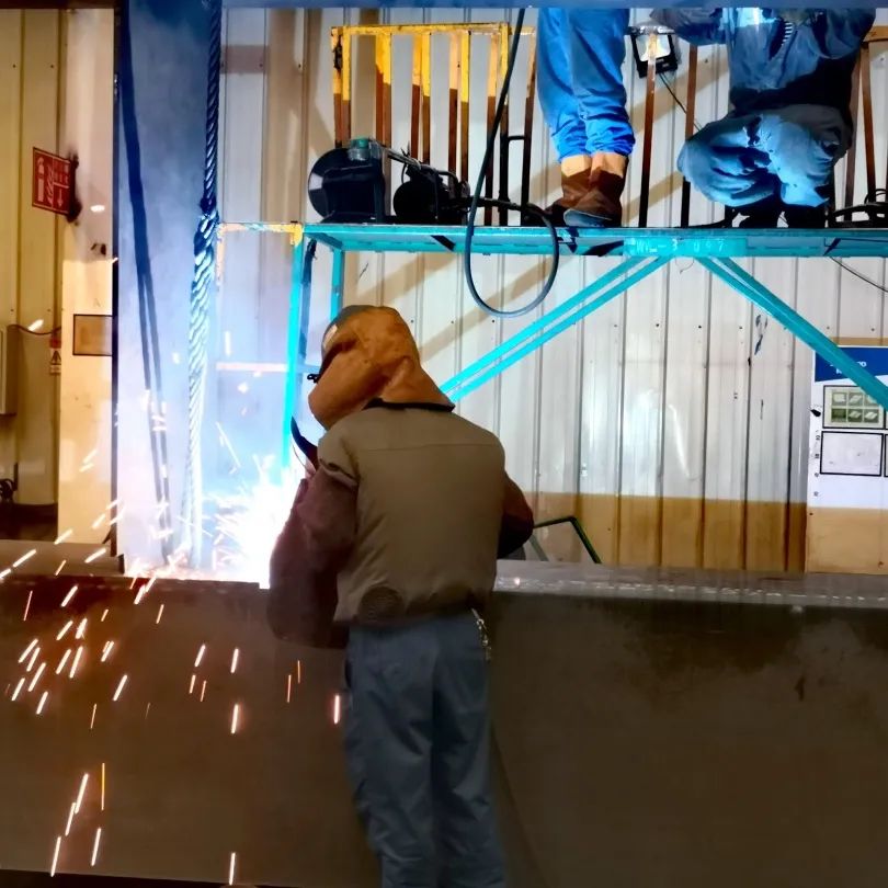 圖集 | 戰(zhàn)高溫！致敬堅(jiān)守一線的他們