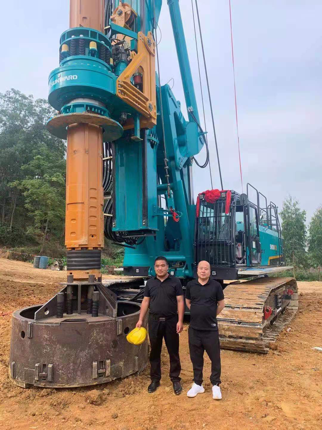 獻(xiàn)力塞上江南！山河智能旋挖鉆機(jī)參建銀昆高速寧夏段 | 百年風(fēng)華筑錦繡山河（4）