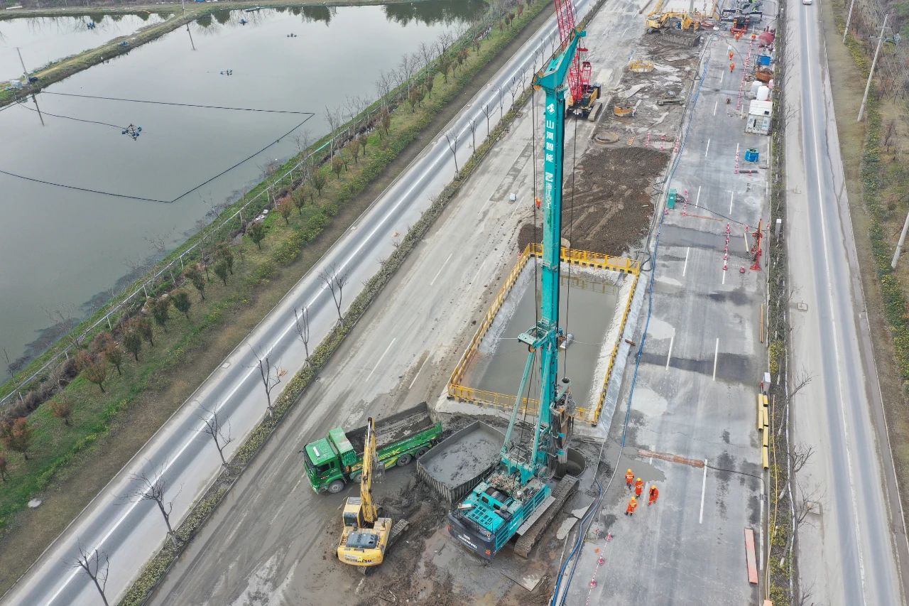征戰(zhàn)全國首條智慧高速，山河智能旋挖鉆機(jī)憑什么？