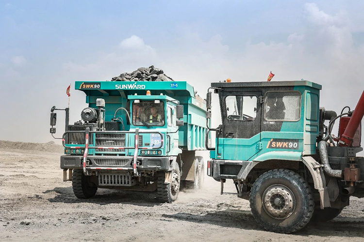 圖集 | 征戰(zhàn)礦山！山河智能綠色礦山成套裝備“大將”云集