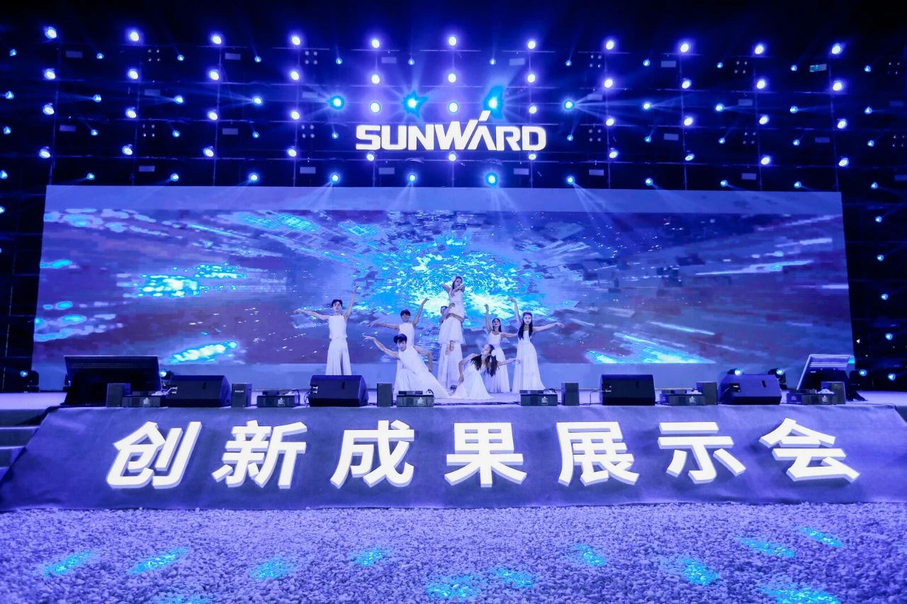 逛展超熱鬧！山河智能成果展示會(huì)高能名場(chǎng)面來襲