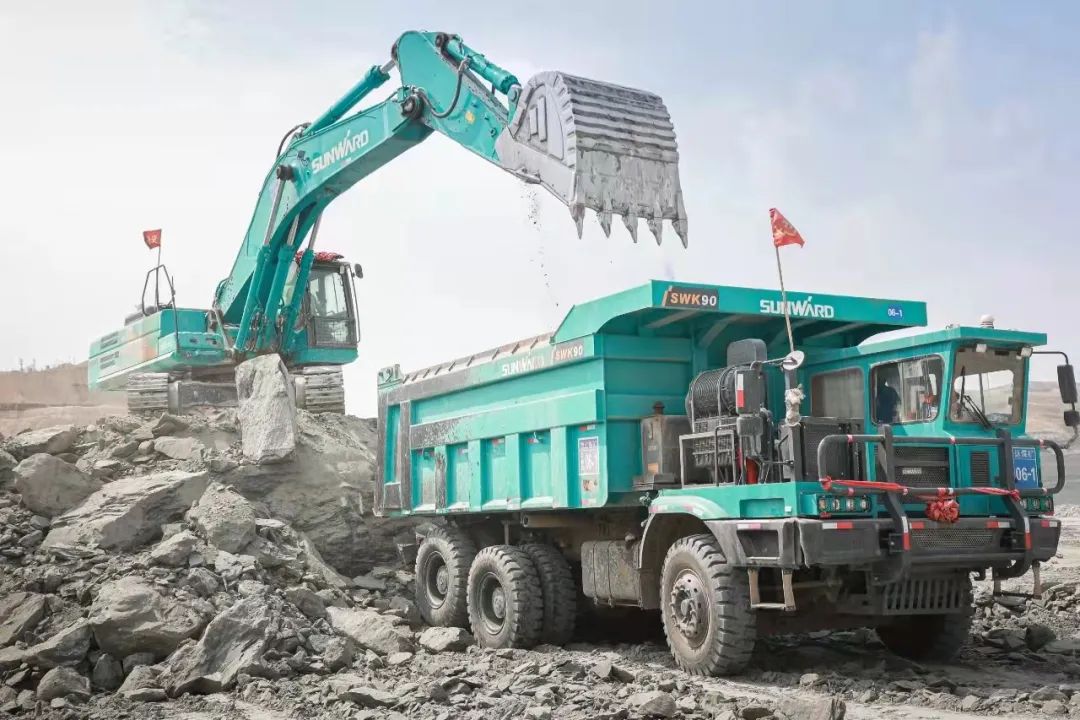 踐行綠色發(fā)展理念！山河智能獲批工信部“工業(yè)產(chǎn)品綠色設(shè)計(jì)示范企業(yè)”