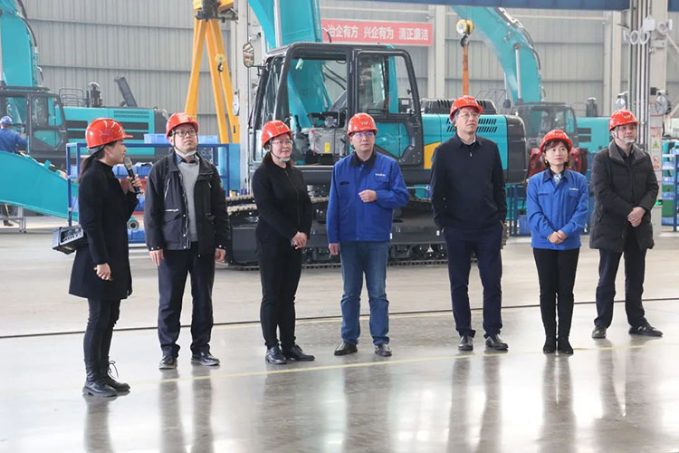 中國上市公司協(xié)會黨委委員、副秘書長劉翠蘭一行調研山河智能