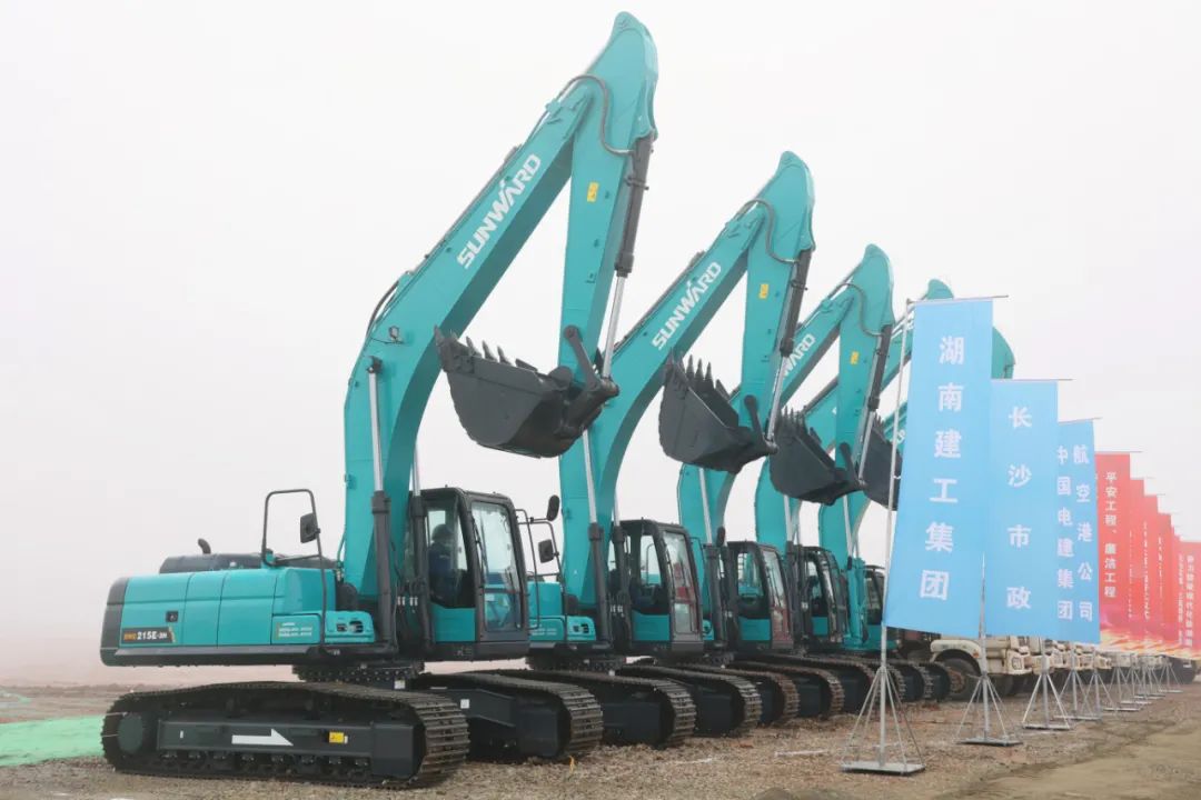 “山河綠”精彩亮相！山河智能裝備全面助力長沙機場改擴建項目