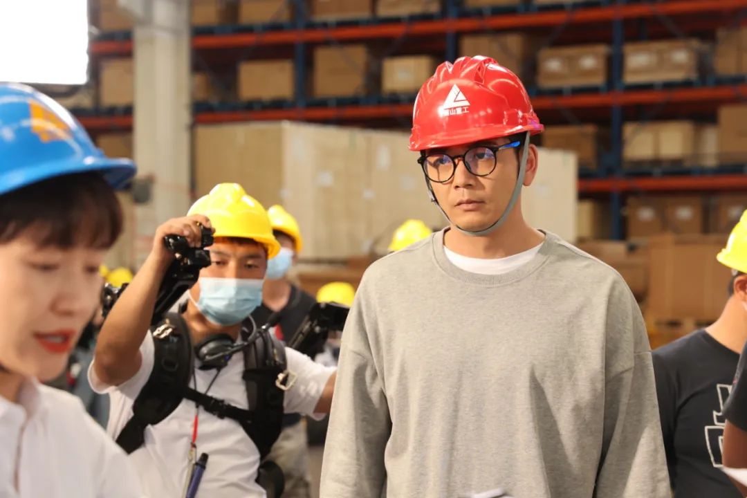 圖集 | 坐等開(kāi)播！山河智能協(xié)拍電視劇《重中之重》殺青