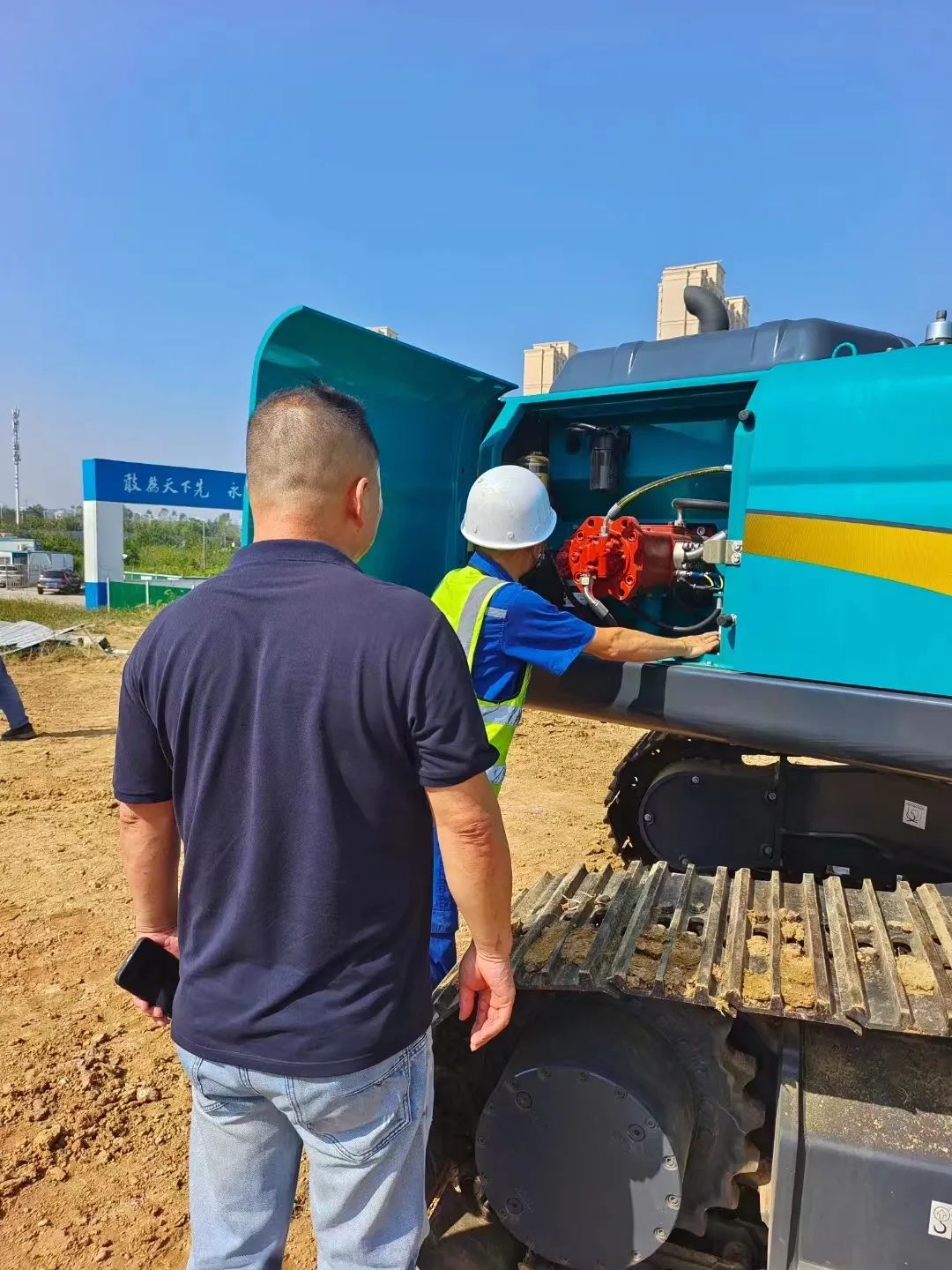 全款拿下！山河智能挖掘機(jī)奔赴工地一線