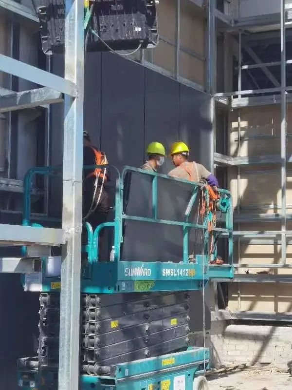 眾志成城抗疫情！山河智能高空機(jī)械助力惠州方艙醫(yī)院建設(shè)