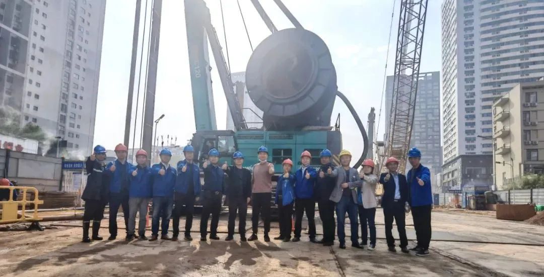 首戰(zhàn)創(chuàng)佳績(jī)！山河智能雙輪銑槽機(jī)助建長(zhǎng)沙地鐵7號(hào)線