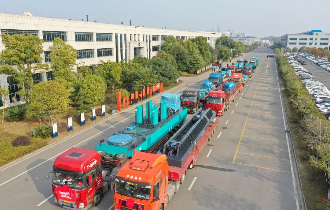 喜迎龍?zhí)ь^！山河智能大噸位PDP工法引孔式靜力壓樁機(jī)出征哥倫比亞