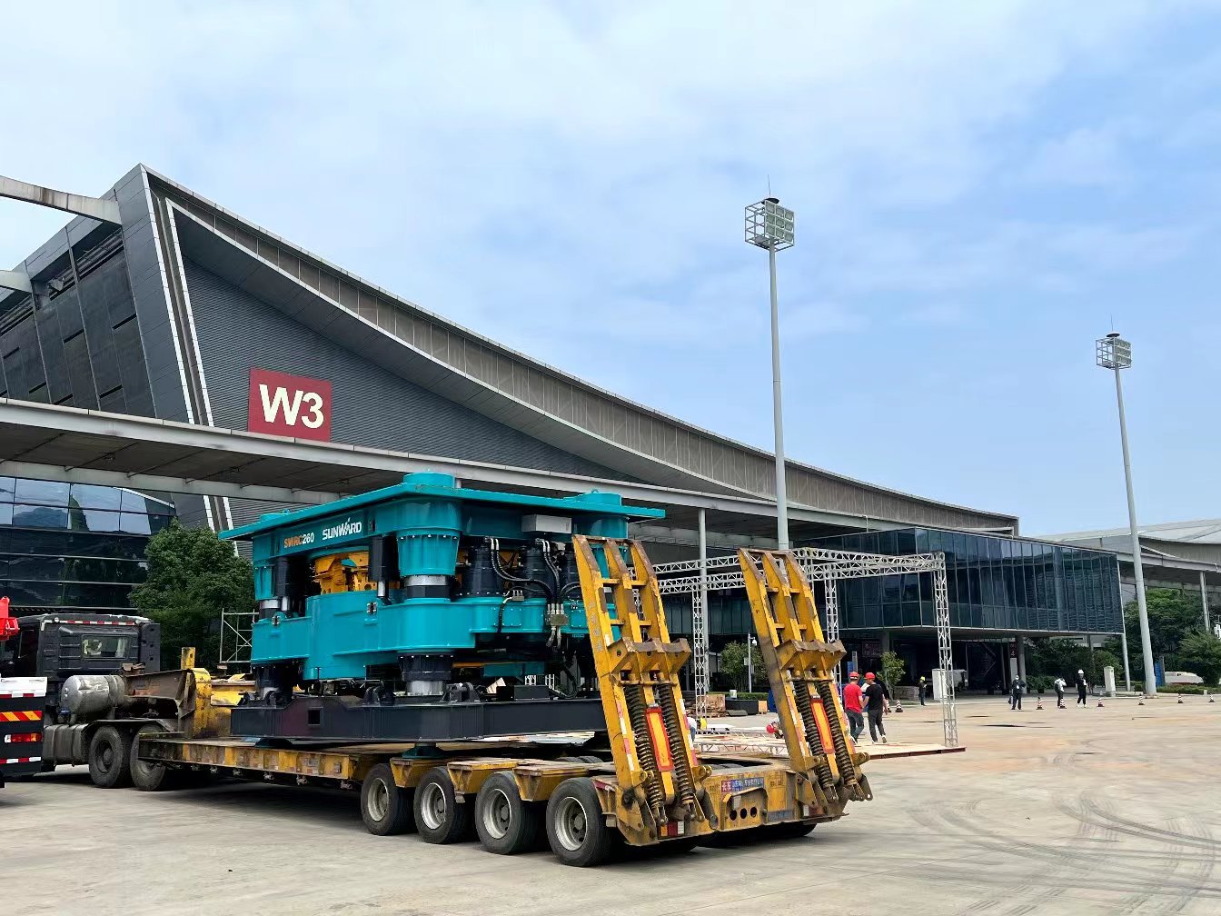 2023 CICEE | 進(jìn)場布展！倒計時3天，山河智能亮點劇透來了