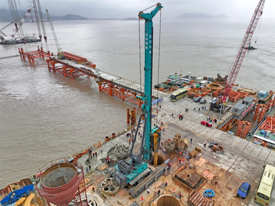 兩項(xiàng)單冠，行業(yè)唯一！山河智能兩款樁工產(chǎn)品同獲制造業(yè)單項(xiàng)冠軍