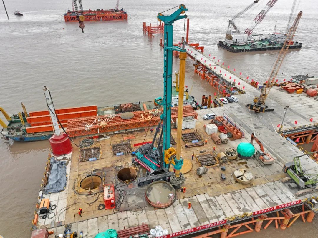 新戰(zhàn)績(jī)+1！山河智能超級(jí)旋挖鉆機(jī)創(chuàng)6.3米直徑鉆孔新紀(jì)錄