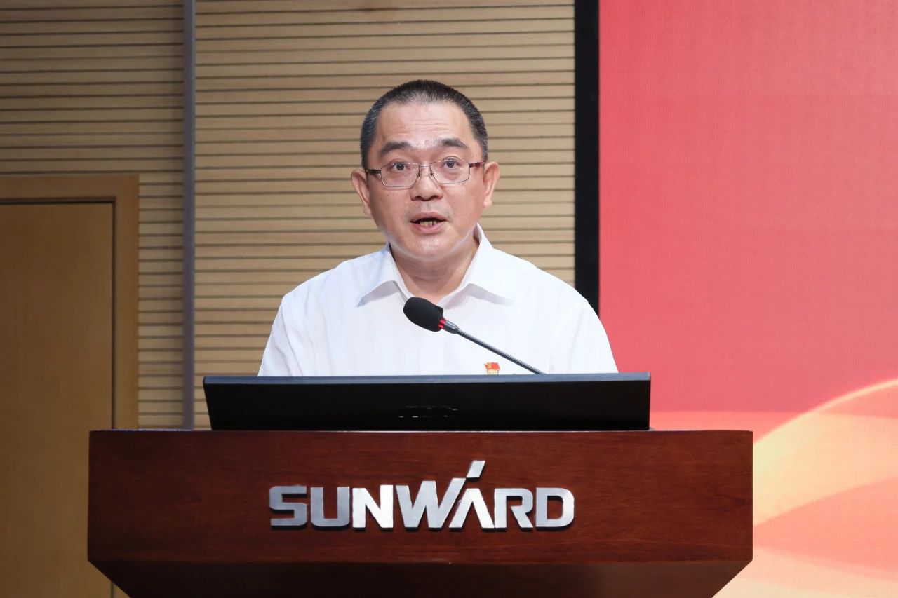 山河智能召開慶祝中國共產(chǎn)黨成立102周年表彰大會