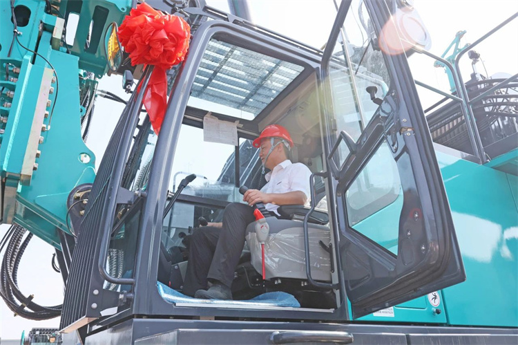 山河智能樁工機械再添強將！SWDM800H旋挖鉆機順利下線