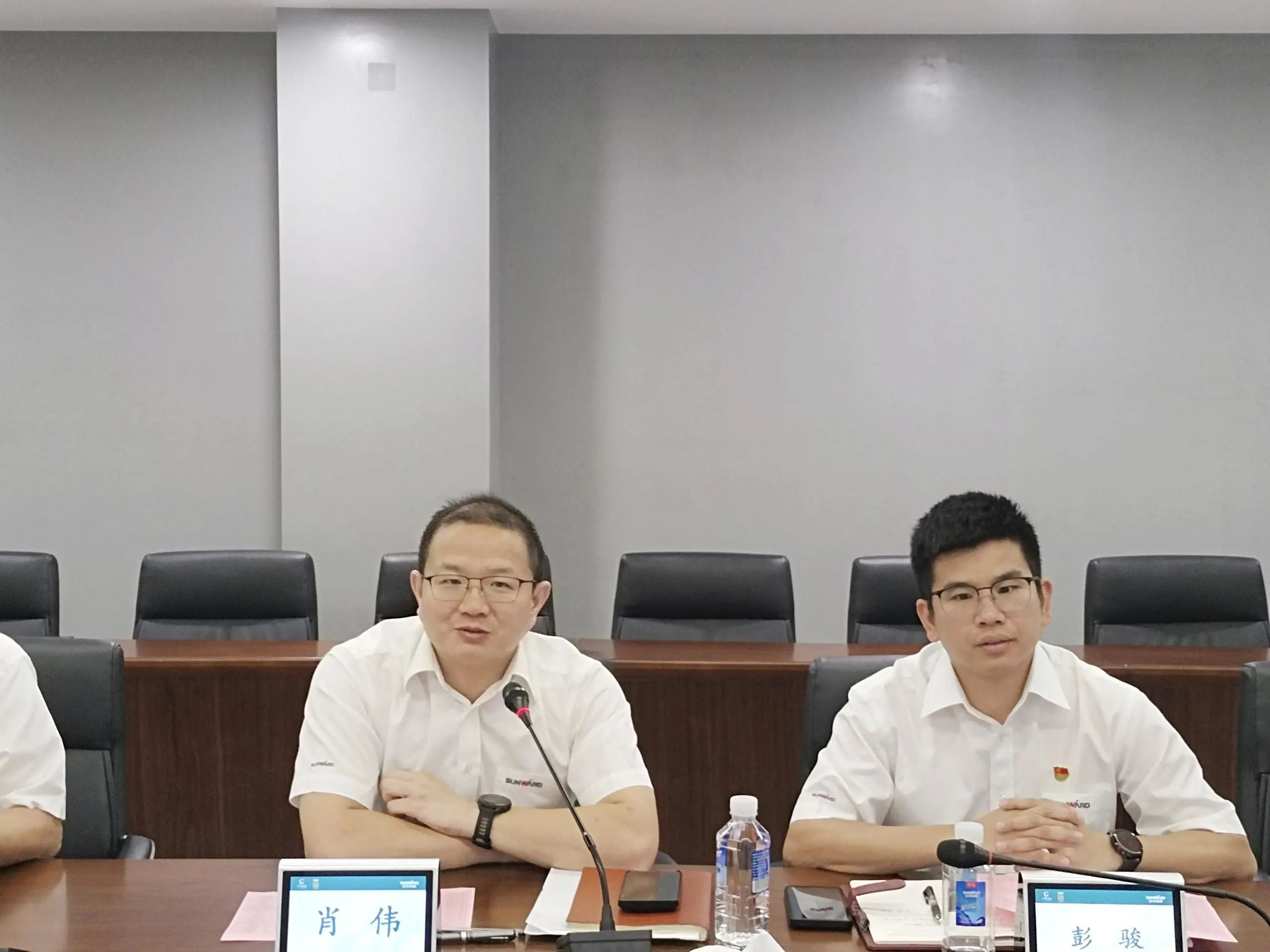 暢談心聲，共話未來！這場應(yīng)屆畢業(yè)生員工座談會，很暖，很貼心！