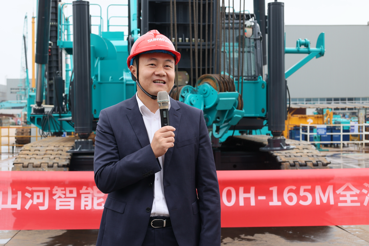 民族品牌獲認可！山河智能樁架產(chǎn)品交付香港客戶