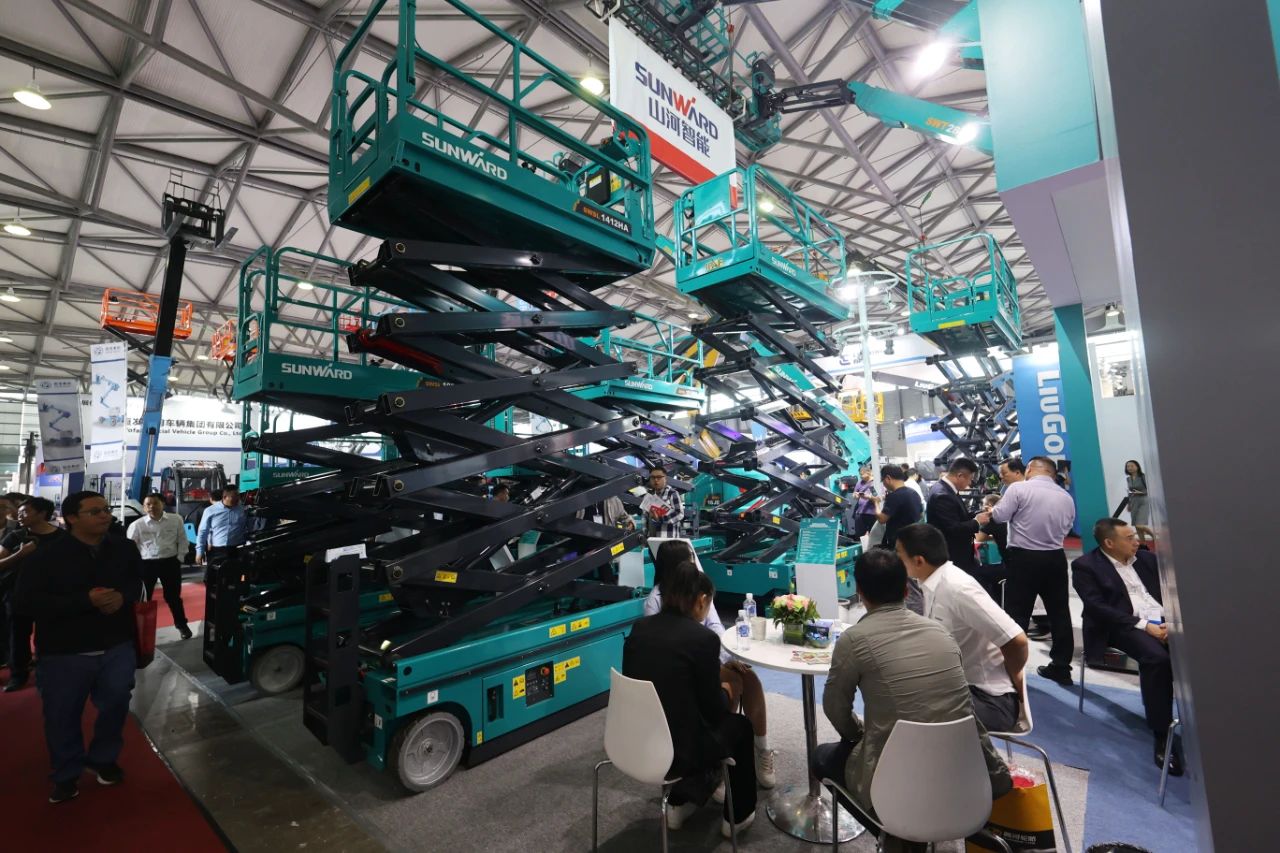 精品出擊，閃耀魔都！山河智能全系列高空機械亮相2023亞洲國際高空展