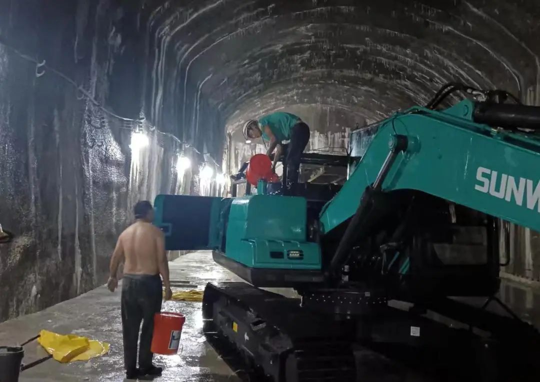 山河智能售后服務(wù)：全力以赴，賦予機(jī)器生命與活力