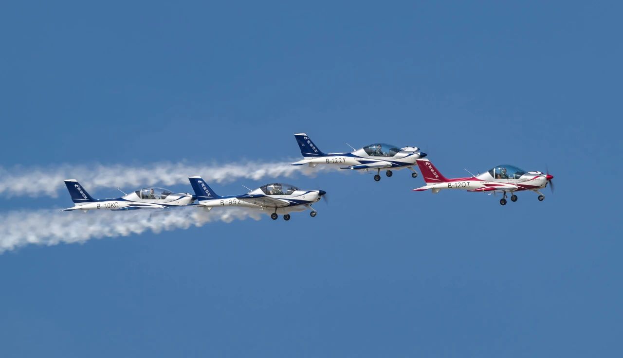 二十載磨礪，“阿若拉”飛機(jī)累計(jì)飛行時(shí)間突破11萬(wàn)小時(shí)！