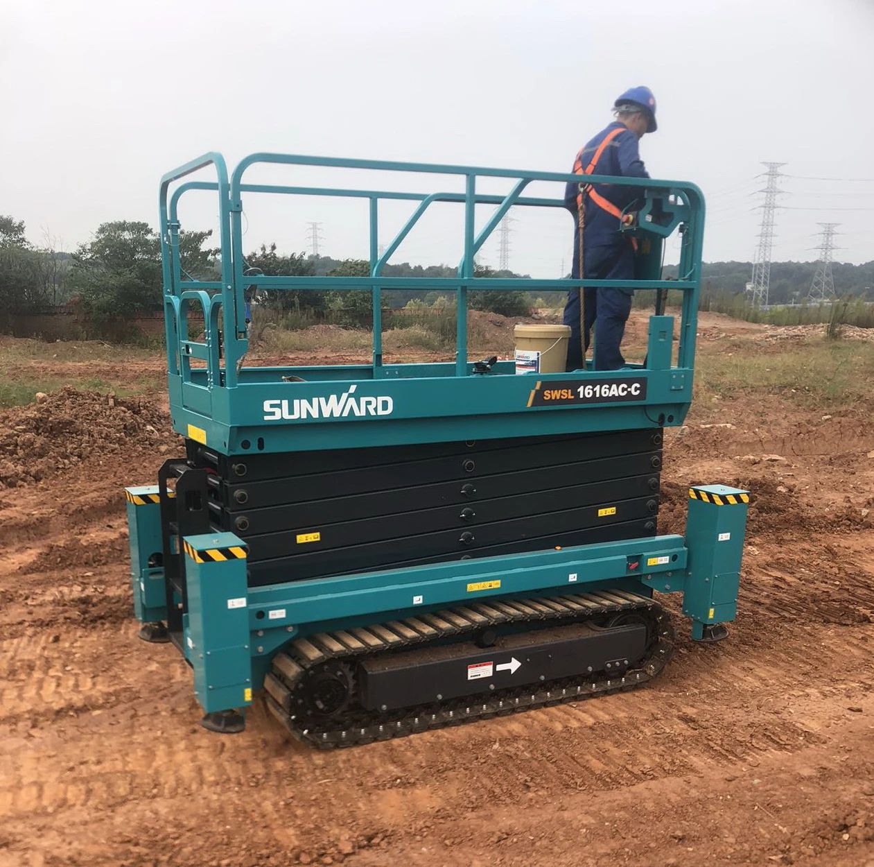 高配置、優(yōu)性能！山河智能剪叉軍團再添新兵！