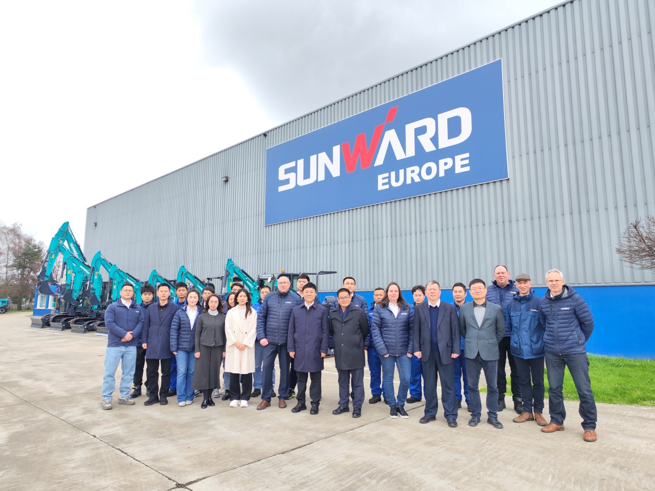 廣州工控黨委書記、董事長景廣軍率隊赴山河智能歐洲子公司考察