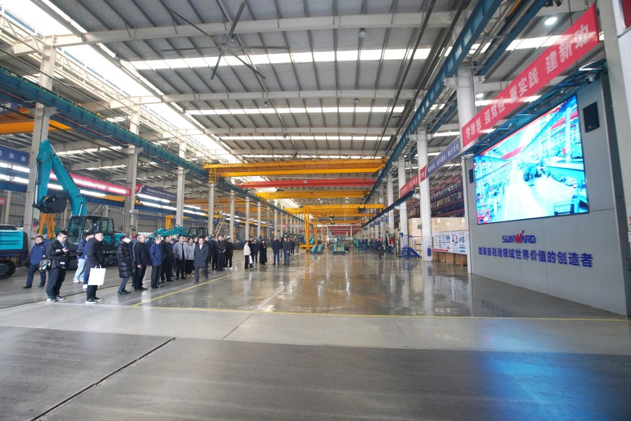 啟新程，向未來！山河礦巖揭牌慶典暨新春發(fā)貨儀式圓滿舉行