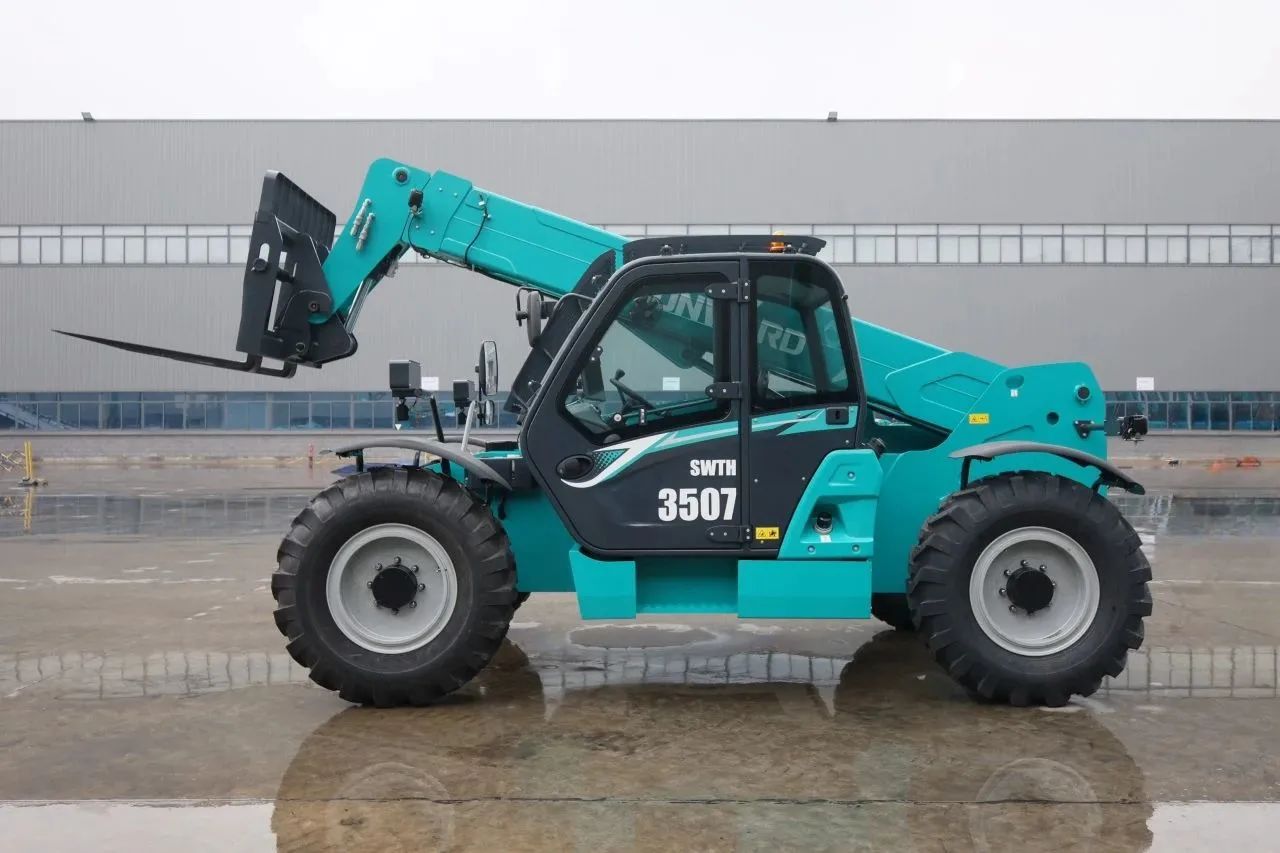 “猛將”出擊，需求火爆！山河智能新一代伸縮臂叉裝車成功下線