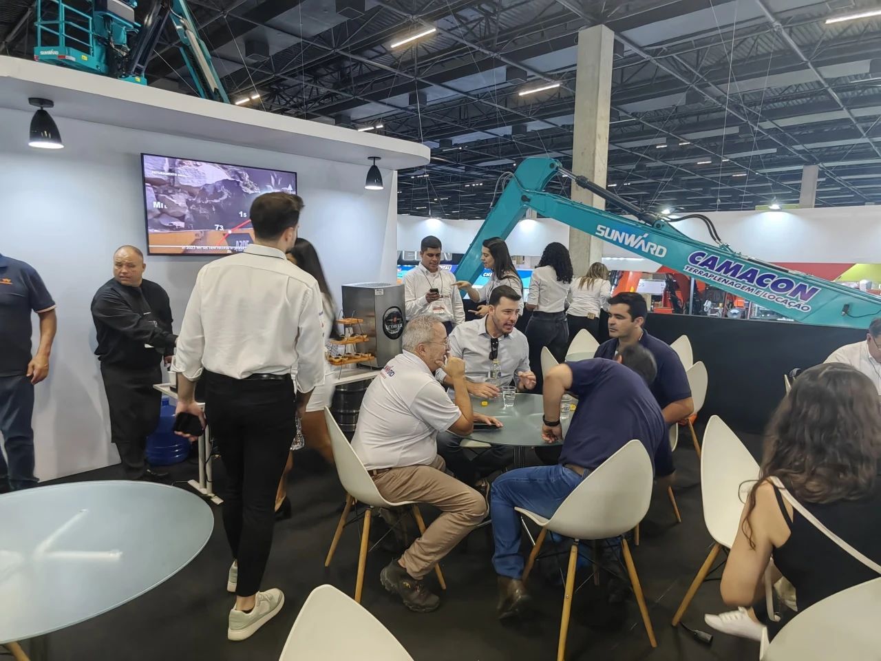 展出設(shè)備銷售一空！山河智能亮相2024巴西礦業(yè)展覽會！