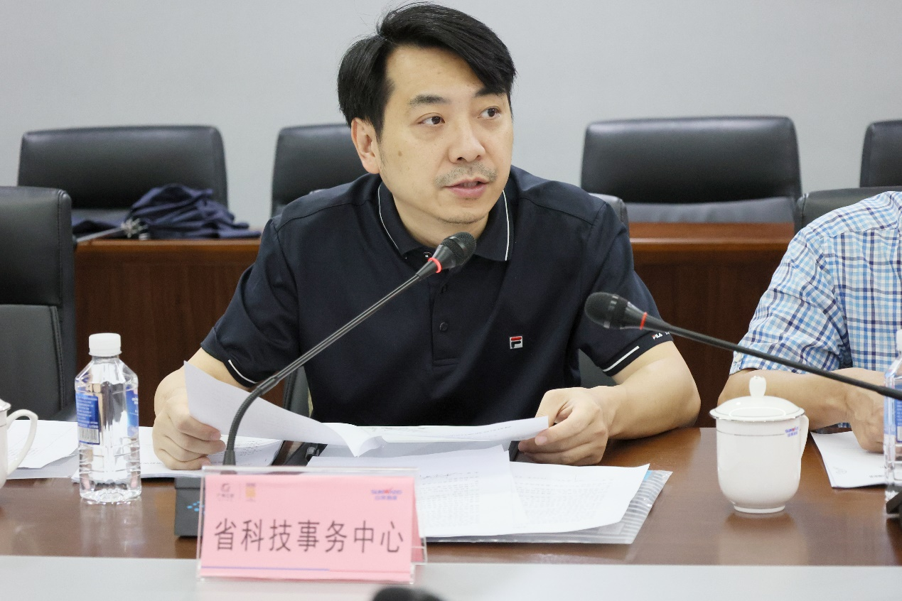 山河智能“超大型油氣管道綠色成套施工裝備”項目順利通過驗收！