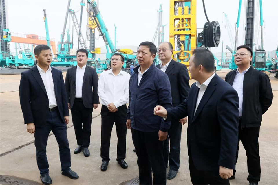 同船出海，共贏未來！中鐵九局副總經(jīng)理劉峻峰一行到訪山河智能