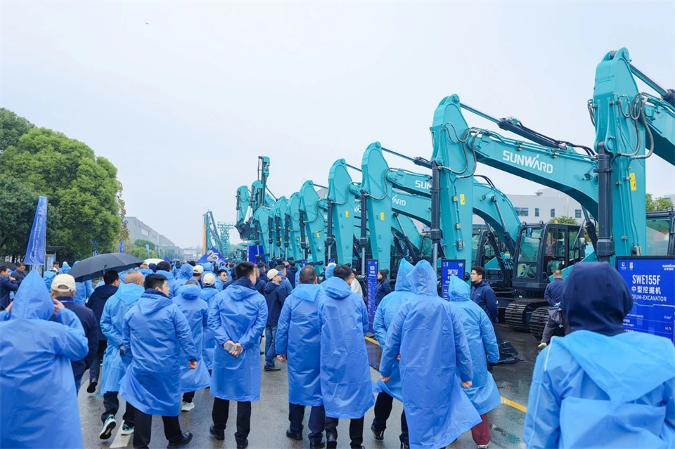 創(chuàng)新引領價值，理想成就未來！山河智能25周年慶典暨全球客戶節(jié)隆重舉辦