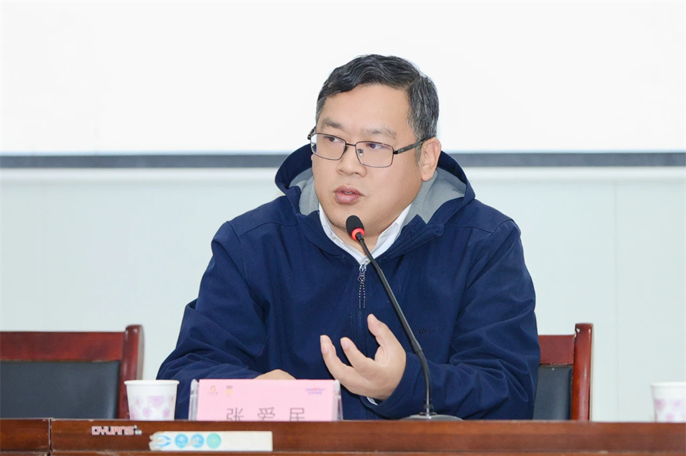 長龍街道、山河智能召開首屆年貨盛惠暨送春聯(lián)文化惠民活動工作會議