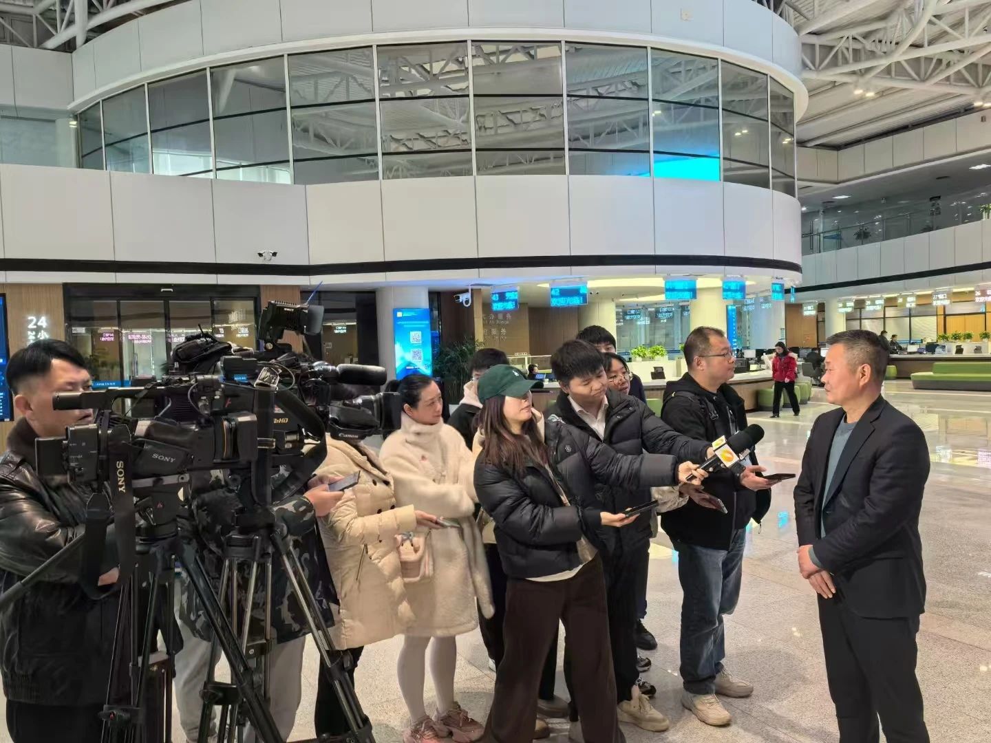 助力長(zhǎng)沙經(jīng)開區(qū)高質(zhì)量發(fā)展，山河智能喜獲四獎(jiǎng)項(xiàng)