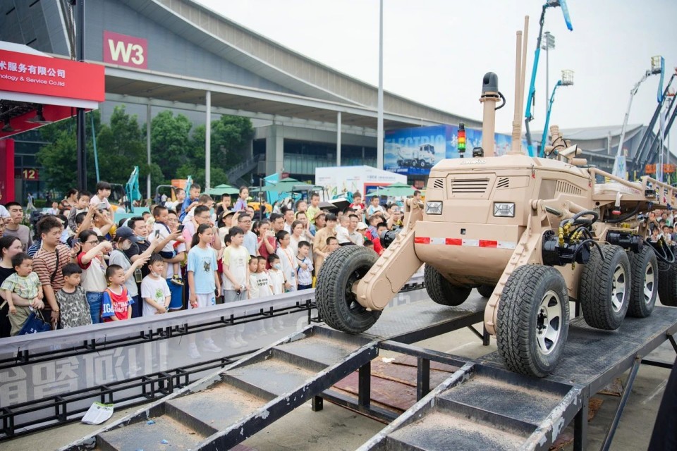 2025 CICEE | 圓滿收官！山河智能展區(qū)亮點(diǎn)精彩回顧