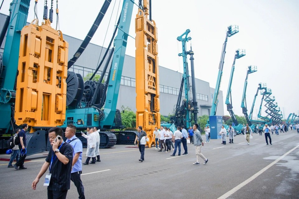 2025 CICEE | 圓滿收官！山河智能展區(qū)亮點(diǎn)精彩回顧