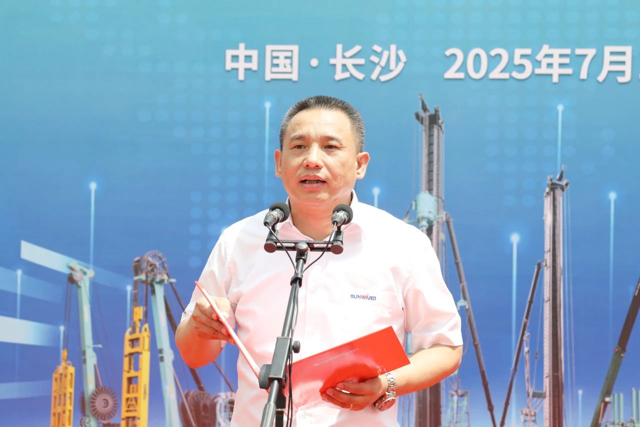 “破紀錄王者”再出征！山河智能SWDM800旋挖鉆機成功交機