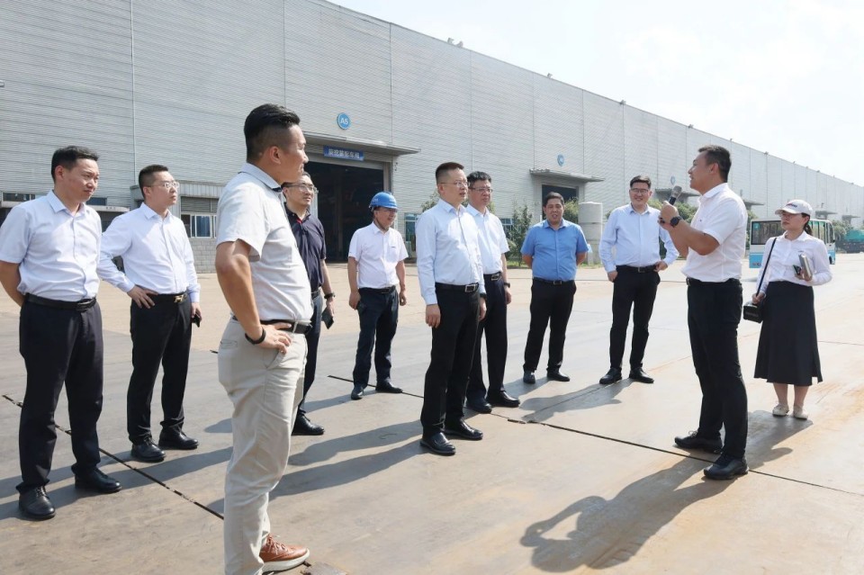 共商合作，建華控股有限公司董事長汪貴華到訪山河智能