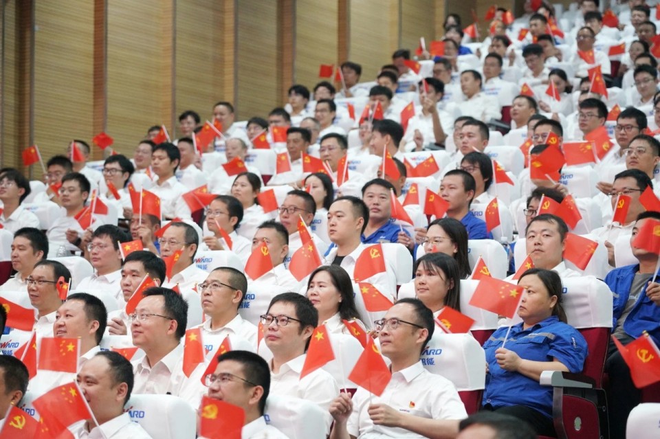 山河智能組織集中收看紀念中國人民抗日戰(zhàn)爭暨世界反法西斯戰(zhàn)爭勝利80周年大會