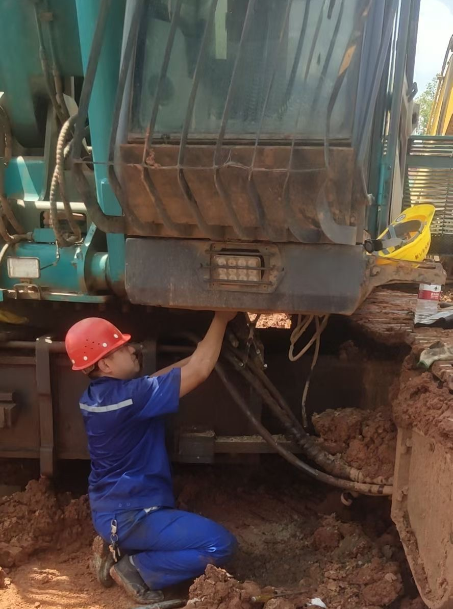 山河智能開展“品質(zhì)山河 用心服務(wù)”湖南站客戶走訪活動(dòng)，協(xié)同探索行業(yè)新發(fā)展路徑