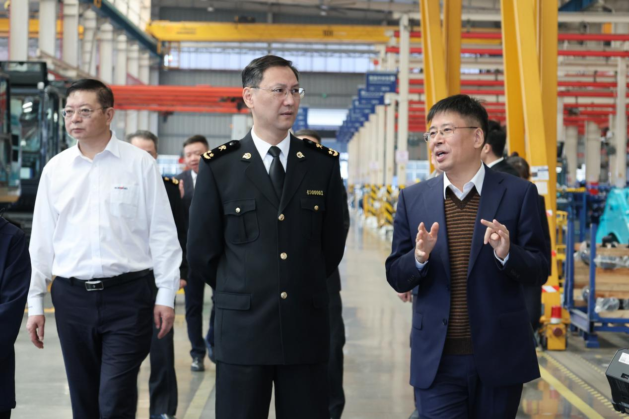 長沙海關關長、黨委書記顧炯調研山河智能